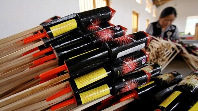 BEST FIREWORKS ROCKETS FOR SALE FROM A PROFESSIONAL COMPANY